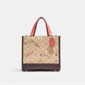 Coach Dempsey 22 Tote